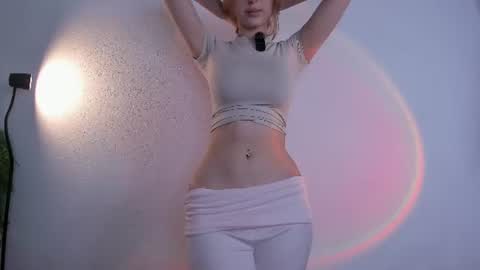 Snapshot of _monnytoon_ chatting on 07/11/26, 12:19 Eva online show from 07/11/26, 12:19