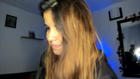     liaaa 4u online show from 12/04/24, 03:15