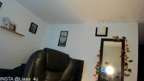     liaaa 4u online show from 01/18/25, 08:19