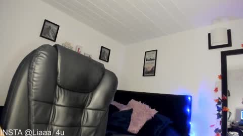     liaaa 4u online show from 02/12/25, 01:30