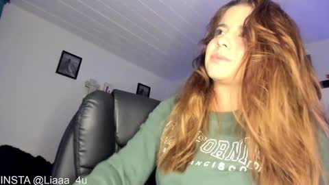     liaaa 4u online show from 02/20/25, 12:41