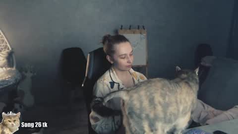 Debby  online show from 04/29/26, 07:42