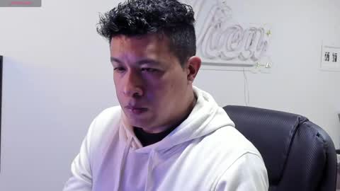 Panda  online show from 04/25/26, 10:29