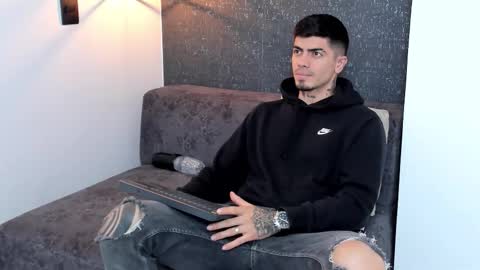 _mrcock_ online show from 02/15/26, 08:49