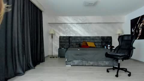 Snapshot of _myaa chatting on 03/12/25, 11:31 Maya online show from 03/12/25, 11:31