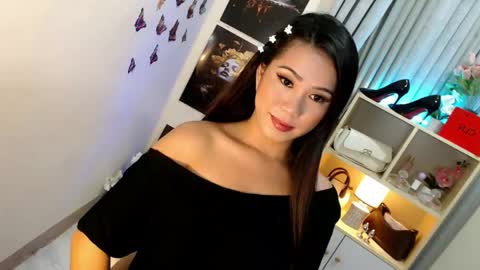 _mysticdoll_ online show from 04/19/26, 01:05