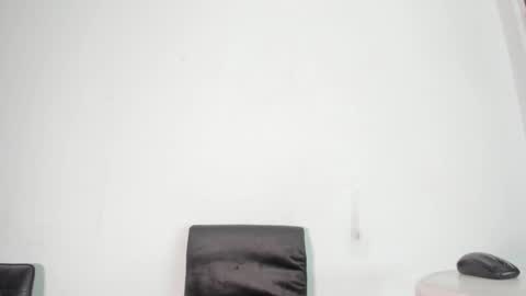 shantall online show from 02/02/25, 08:51