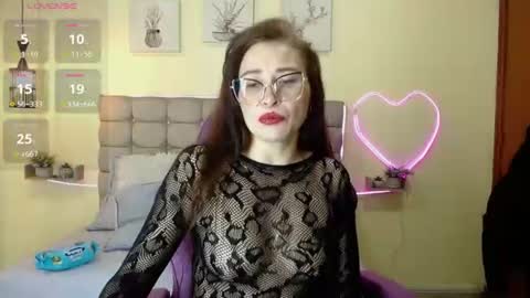 _naomi_s online show from 07/21/26, 01:46