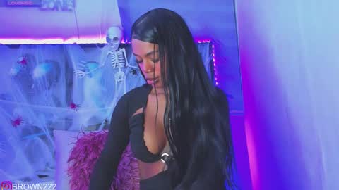 naomi brown online show from 10/08/25, 05:27