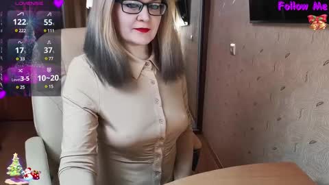 MagicWoman online show from 02/10/25, 03:03