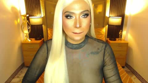 _natashacooper_ online show from 04/09/26, 06:19