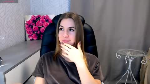 Megan online show from 02/20/25, 05:18