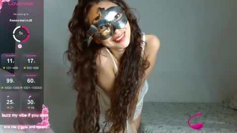 _nayade_ online show from 04/24/26, 11:07