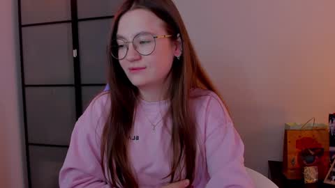 Mia with a big heart  online show from 01/24/25, 04:59