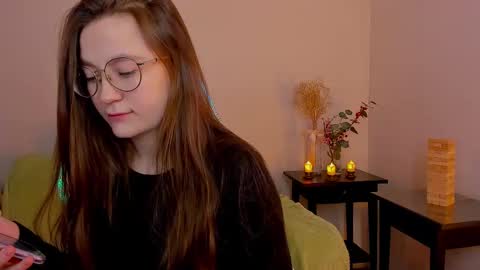 Mia with a big heart  online show from 02/16/25, 03:26