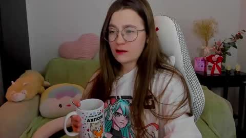 Mia with a big heart  online show from 03/05/25, 02:57