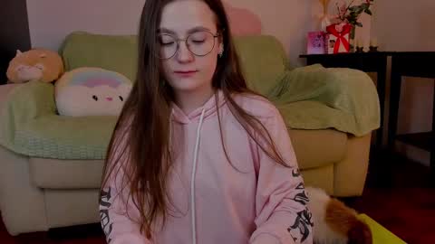 Mia with a big heart  online show from 03/06/25, 06:41