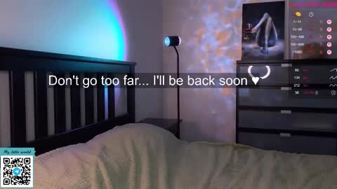 Mia with a big heart  online show from 09/27/25, 09:20