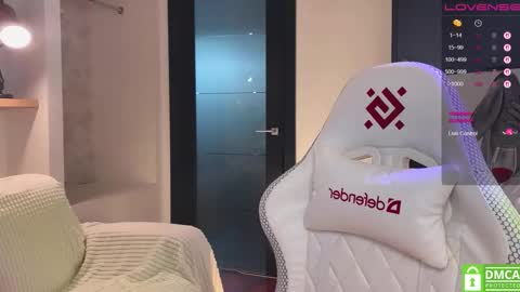 Mia with a big heart  online show from 02/12/26, 12:00