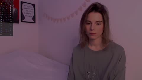 Nika online show from 12/17/24, 11:27