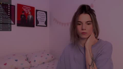 Nika online show from 01/10/25, 02:13