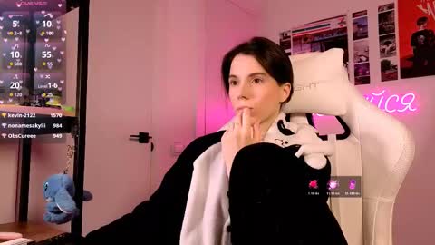 Nika online show from 02/20/26, 04:18