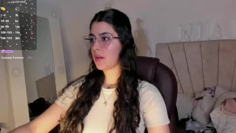 Snapshot of _niah_ chatting on 01/02/25, 09:07 Niah You can call me Ni or cutie haha online show from 01/02/25, 09:07