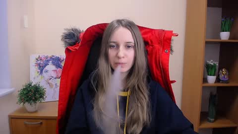 Nica online show from 12/03/24, 09:33