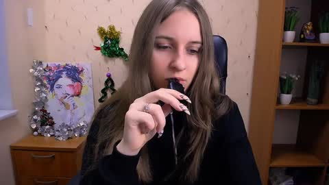 Nica online show from 12/11/24, 12:12