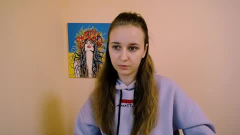 Nica online show from 01/12/25, 12:23