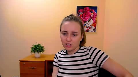 Nica online show from 03/11/25, 01:23