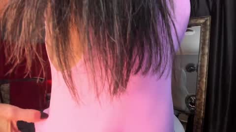 _nicoletteshea_ online show from 01/31/25, 12:50