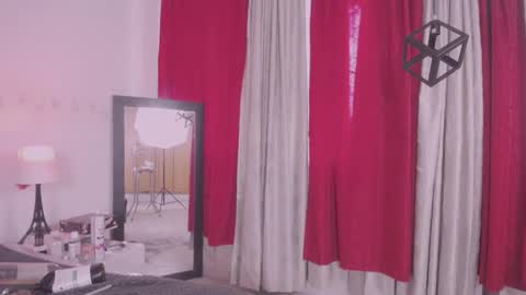 Snapshot of _niiky chatting on 02/07/25, 05:40 niiky online show from 02/07/25, 05:40