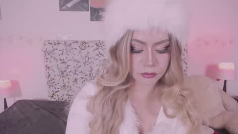 Snapshot of _niiky chatting on 02/18/25, 11:55 niiky online show from 02/18/25, 11:55