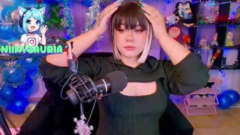 Snapshot of _niiky chatting on 12/14/25, 11:26 niiky online show from 12/14/25, 11:26