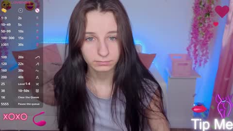 Nika online show from 02/08/25, 02:27