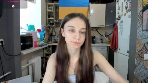 Nika online show from 04/23/26, 12:29