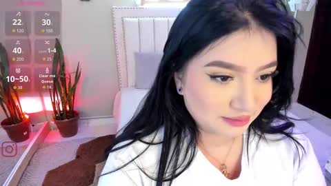   online show from 12/05/25, 12:14