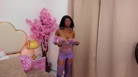 Snapshot of _ninafox_ chatting on 07/16/26, 08:59 ninafox online show from 07/16/26, 08:59
