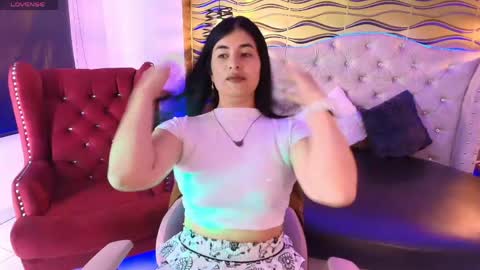 Nina Harpper online show from 06/06/26, 12:21