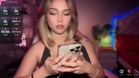 Lily online show from 10/10/25, 03:22