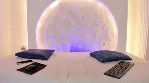 Noah online show from 09/10/25, 07:58