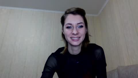 Snapshot of _number_1_ chatting on 12/28/24, 02:32 Number 1 online show from 12/28/24, 02:32