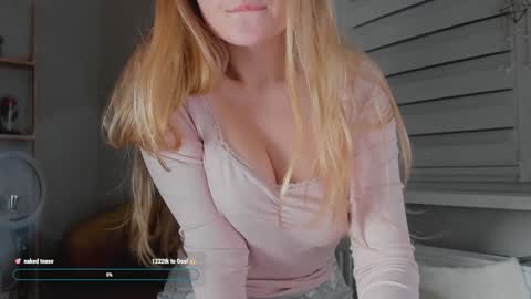 Snapshot of _o0o__ chatting on 01/24/25, 09:58 Adalin online show from 01/24/25, 09:58