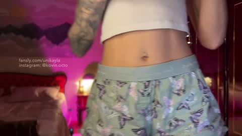 Snapshot of _octopussy_ chatting on 02/08/25, 09:15 Mikayla online show from 02/08/25, 09:15