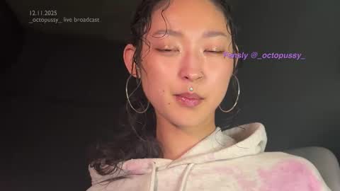 Mikayla online show from 11/12/25, 08:08