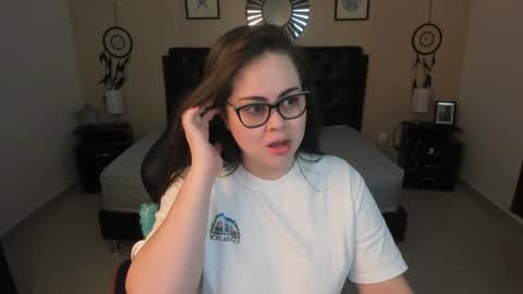 Olivia jones online show from 02/18/26, 11:50