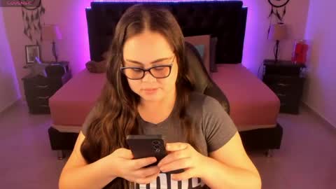 Snapshot of _oliviajoness chatting on 06/06/26, 12:32 Olivia jones online show from 06/06/26, 12:32