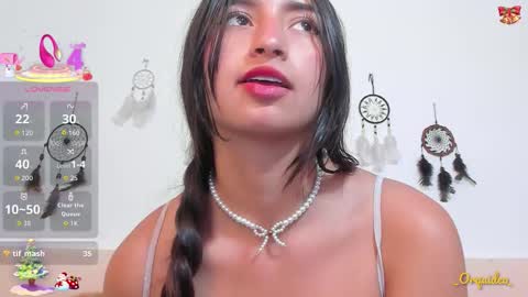 Snapshot of _orquidea_ chatting on 12/16/25, 01:38 Orquidea online show from 12/16/25, 01:38