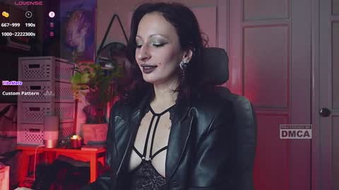 Snapshot of _owner_ chatting on 01/05/25, 12:53 The Supreme Goddess Rose online show from 01/05/25, 12:53